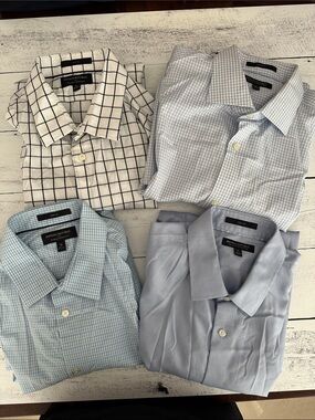 Banana Republic Men's Assorted Light Blue & White Dress Shirts - Pack of 4